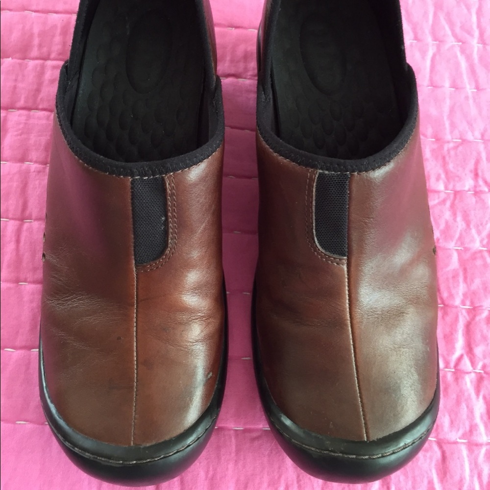 Gently used Privo by Clark's comfy shoes/clogs